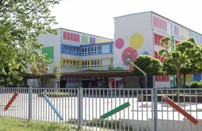 schule_neu.jpg